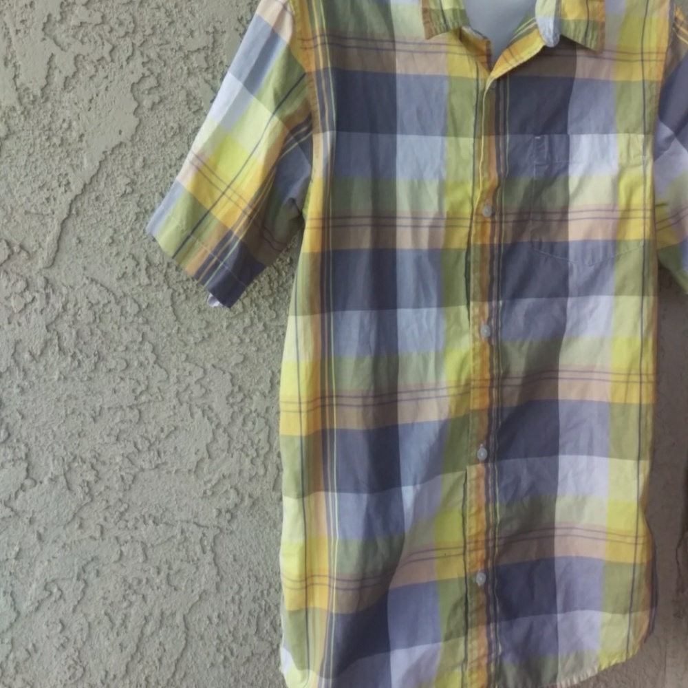Old navy boy's yellow&gray plaid button up shirt - Picture 4 of 8